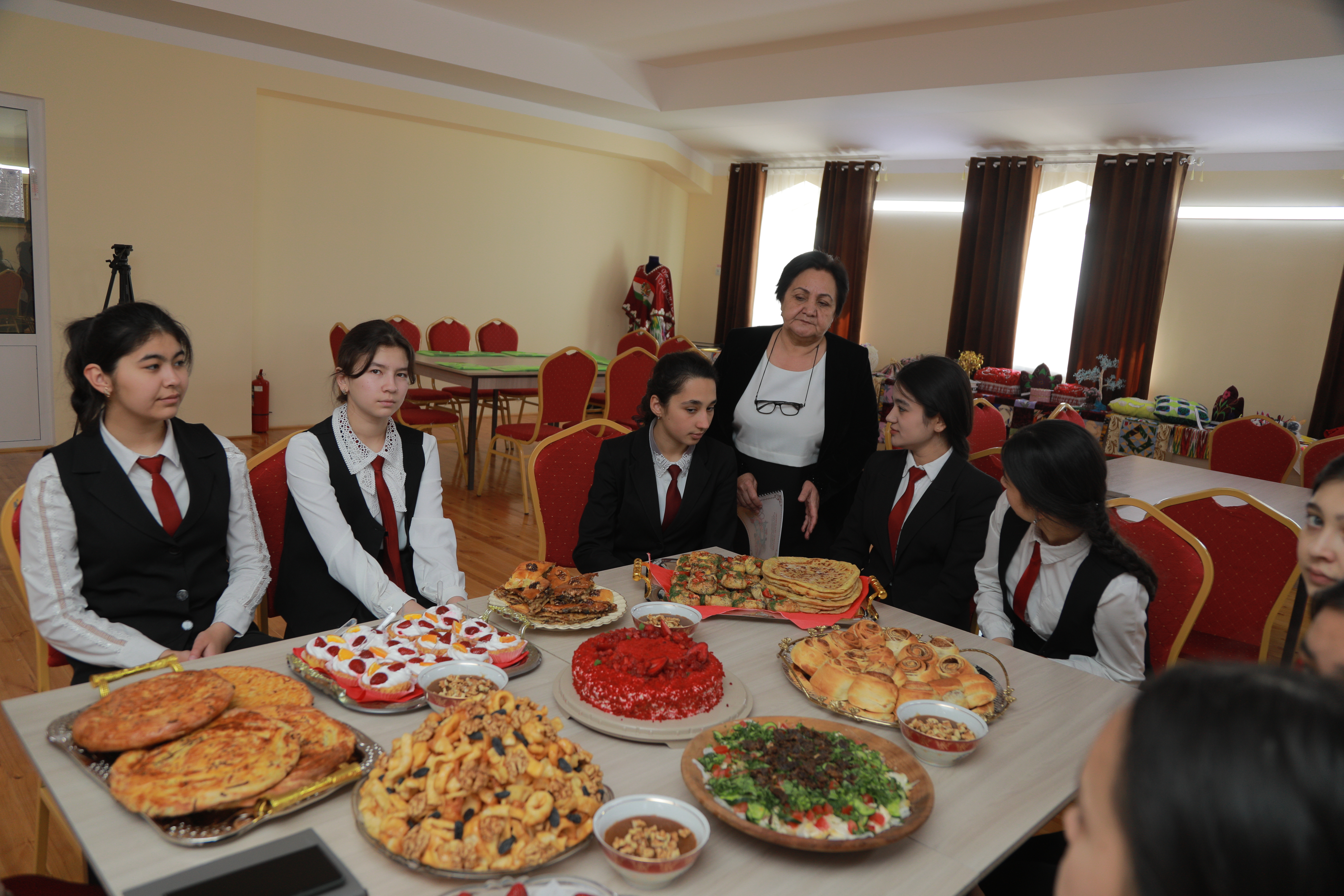 Ошхонаи муосир