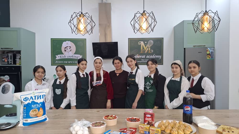 Экскурсия в Академию «Махорат»