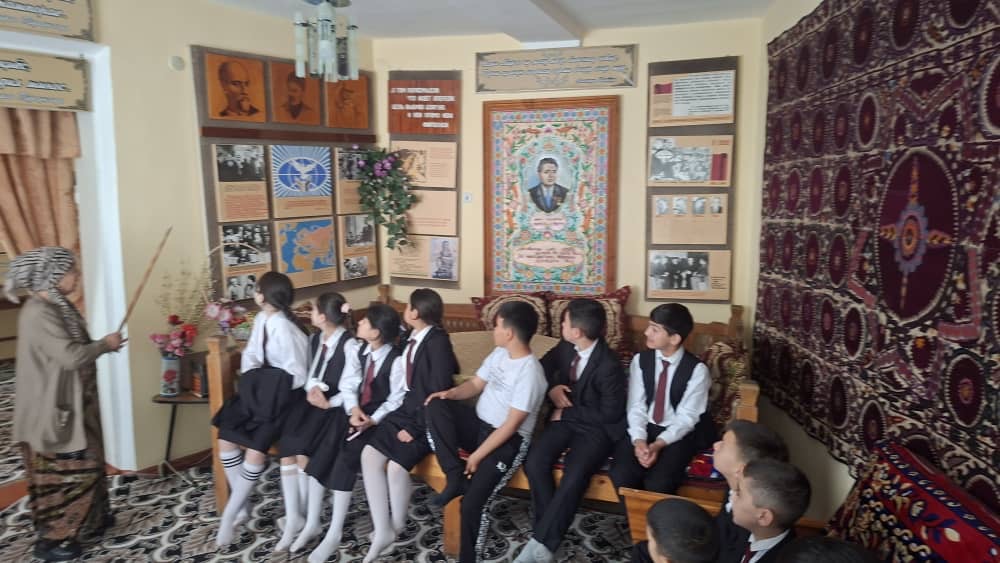 Экскурсии школьников во время весенних каникул