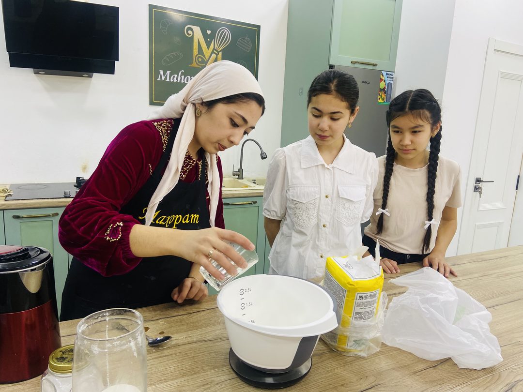 Экскурсия в Академию «Махорат»