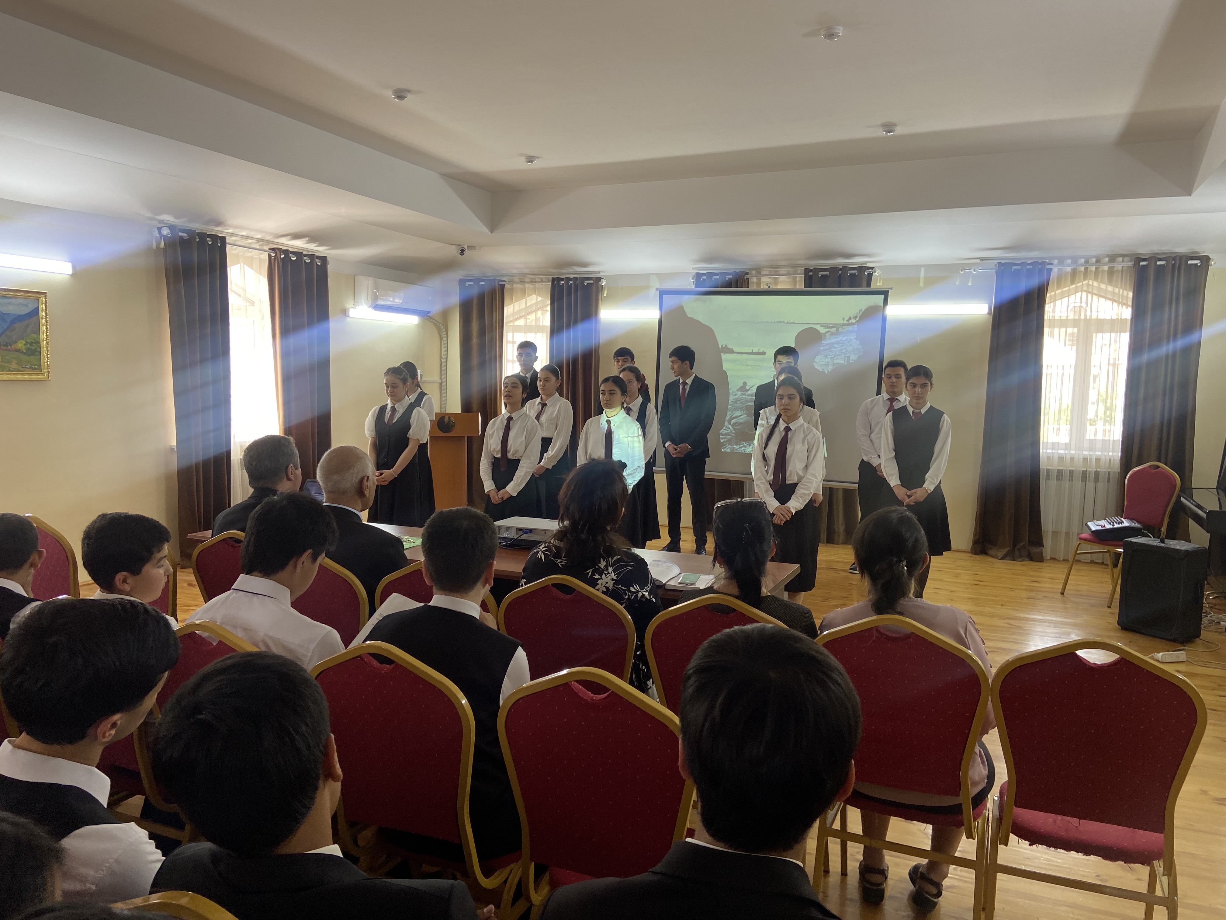 Ҳеҷ кас фаромӯш нашудааст, ҳеҷ чиз фаромӯш нашудааст…