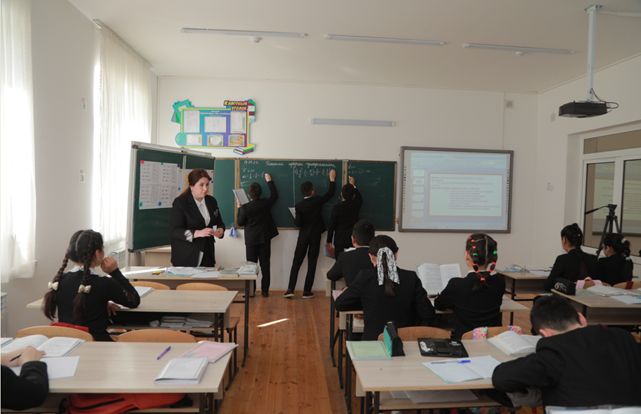 Показательный урок по алгебре в 8 «А» классе, учитель Ибрагимова Д.