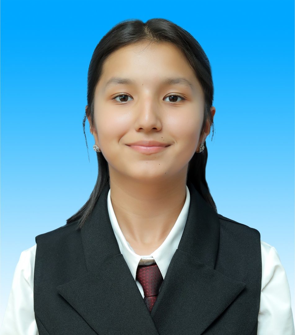 Назарова Ситора